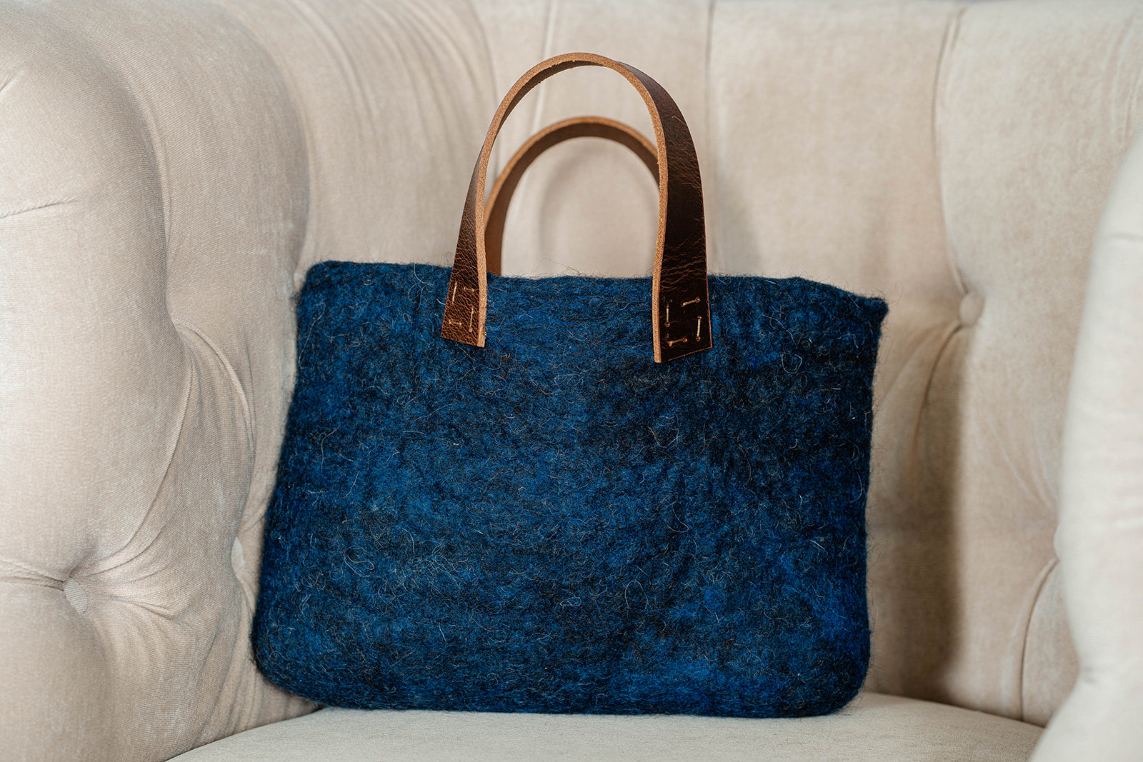 Comfy Classic Carryall